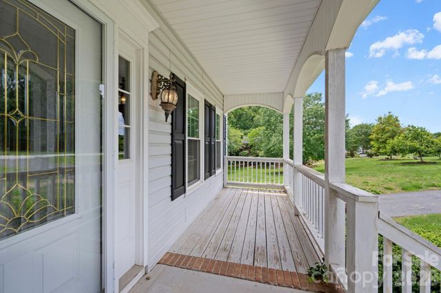 7600 Sedgewick Ridge Road, Lewisville, NC 27023