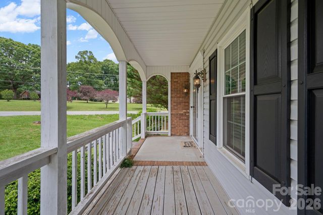 7600 Sedgewick Ridge Road, Lewisville, NC 27023
