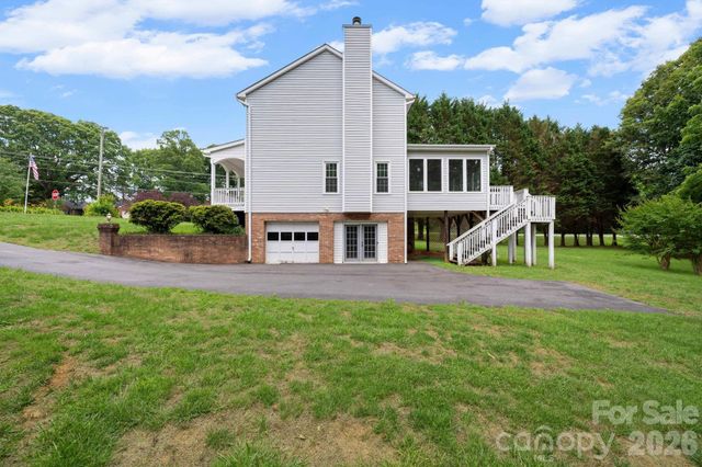 7600 Sedgewick Ridge Road, Lewisville, NC 27023