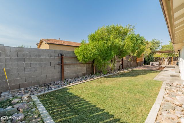 1407 E MOUNTAIN VIEW Road, Phoenix, AZ 85020