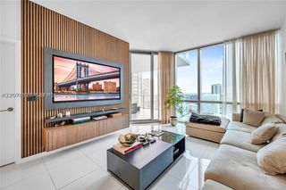 851 NE 1st Ave 2408, Miami, FL 33132