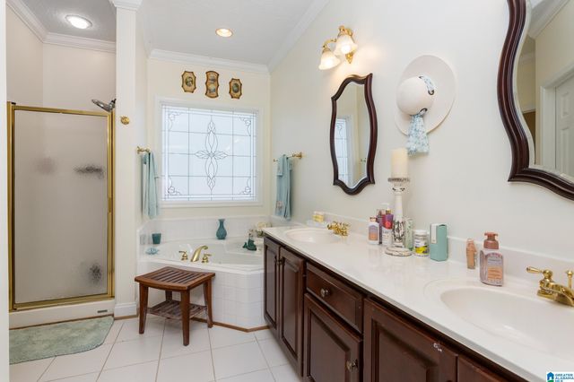 29 MOUNTAIN SIDE CIRCLE, Anniston, AL 36207