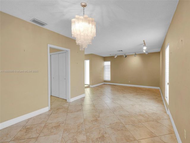 1109 Biarritz Dr, Miami Beach, FL 33141