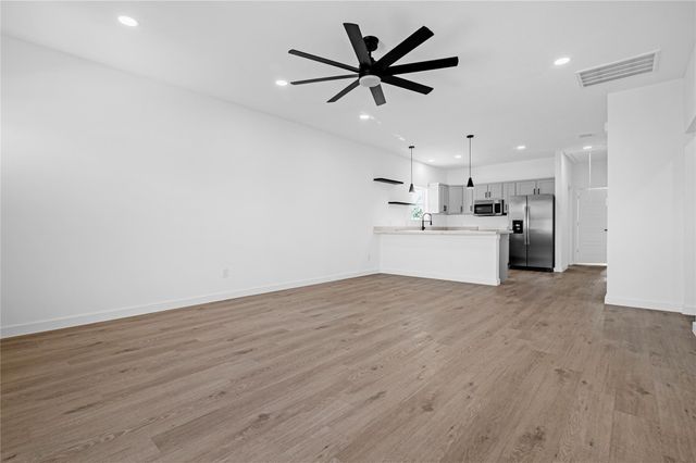 9708 Stedman Street B, Houston, TX 77028