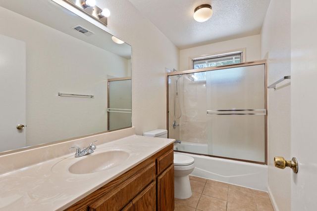 20197 Chaparral Cir, Penn Valley, CA 95946