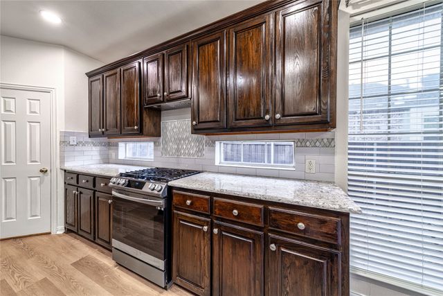 3812 Oxbow Creek Lane, Plano, TX 75074