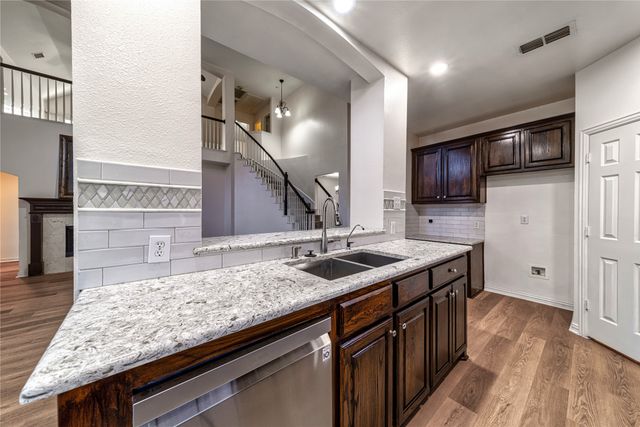 3812 Oxbow Creek Lane, Plano, TX 75074