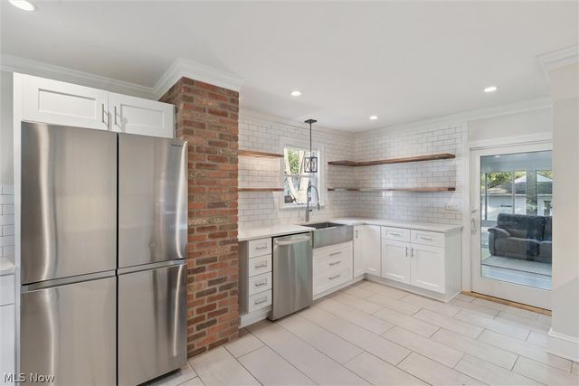 23052 Mastick Road, North Olmsted, OH 44070