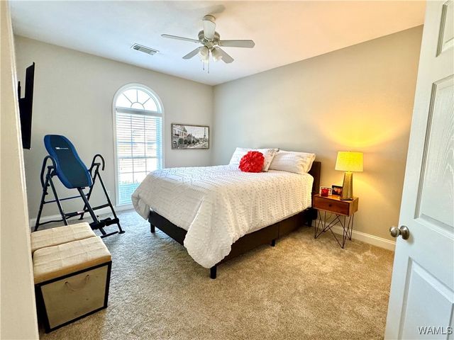 13919 Highland Pointe, Northport, AL 35475