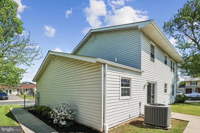 2423 FLOWERING TREE LN, Gambrills, MD 21054