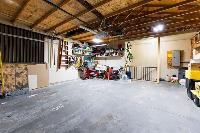 1101 39th Avenue S, Moorhead, MN 56560