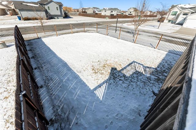 1101 39th Avenue S, Moorhead, MN 56560