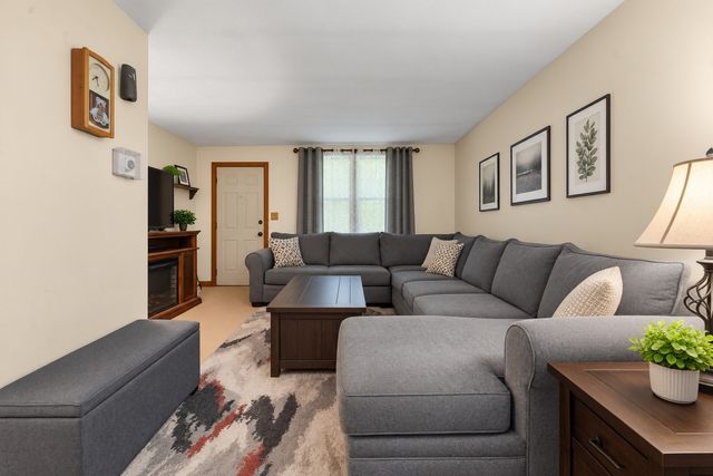 138 Fremont St, Taunton, MA 02780