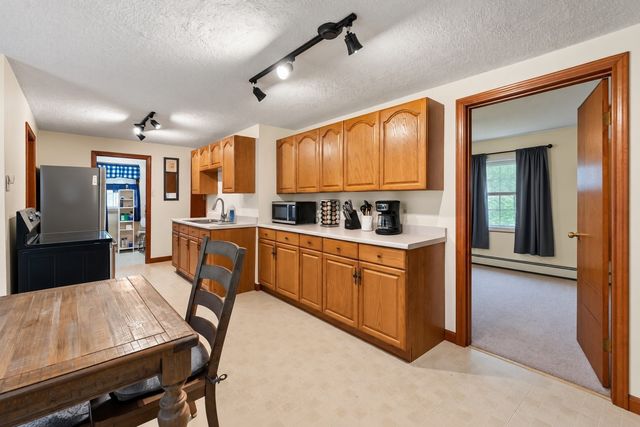 138 Fremont St, Taunton, MA 02780