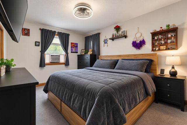 138 Fremont St, Taunton, MA 02780