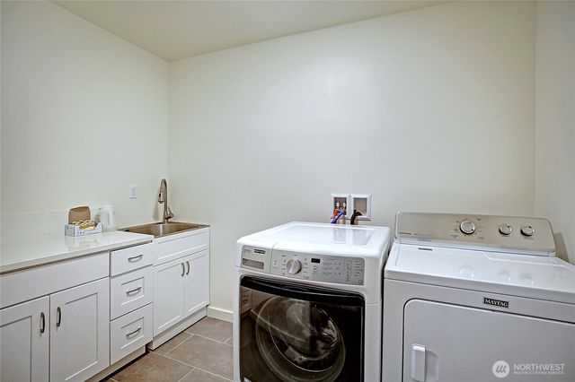 3029 S East Camano Drive, Camano Island, WA 98282