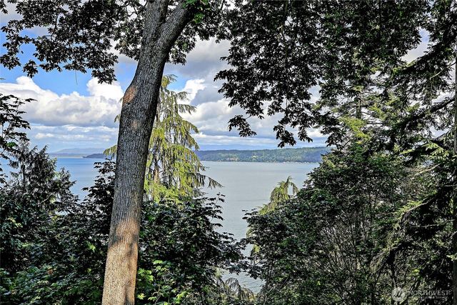 3029 S East Camano Drive, Camano Island, WA 98282