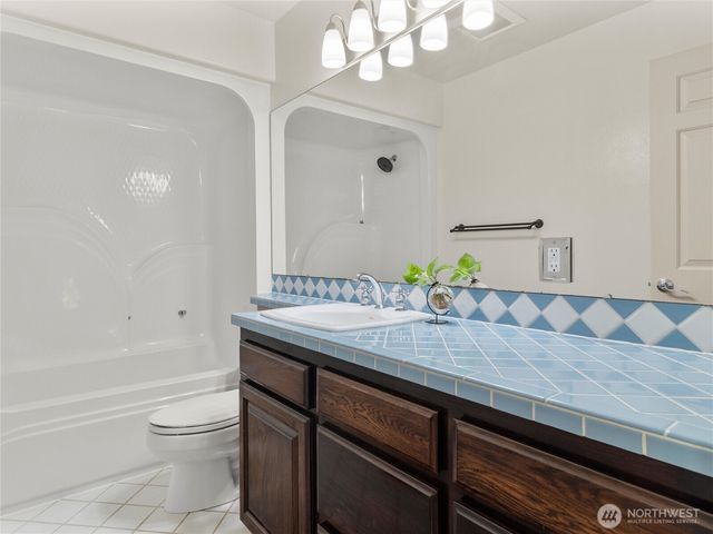 1213 267th Street E, Spanaway, WA 98387