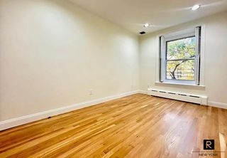220 E 30th St # 2/3, New York City, NY 10016