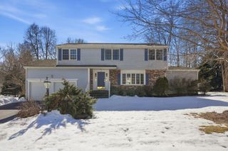 26 Monroe Street, Shrewsbury, MA 01545