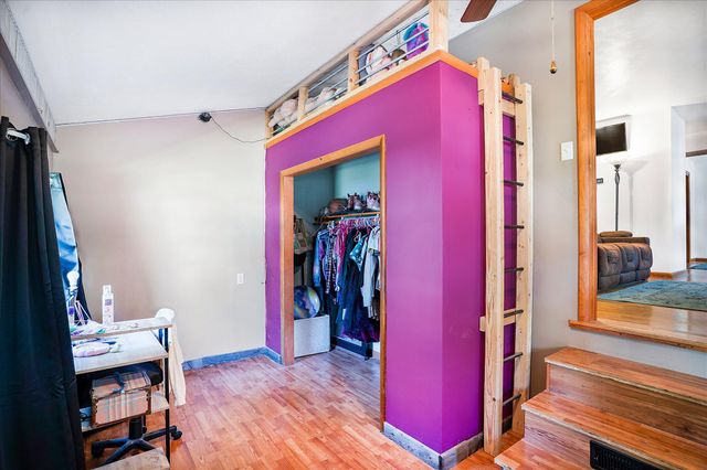 922 S Oak Avenue, Aurora, MO 65605