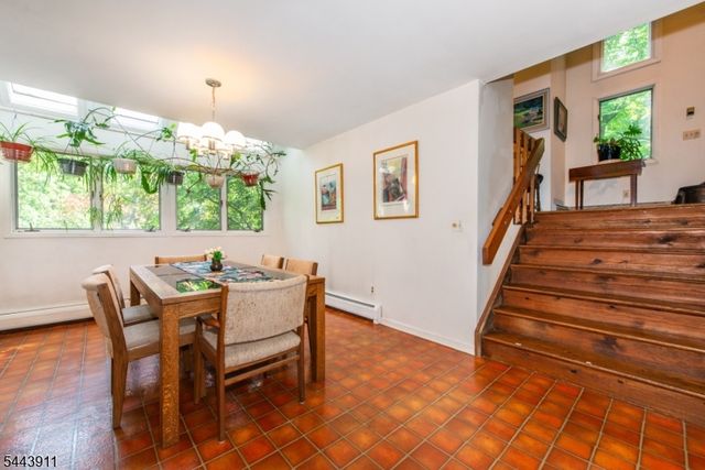 49 Hope Rd, Liberty Twp., NJ 07838
