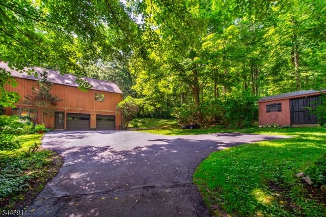 49 Hope Rd, Liberty Twp., NJ 07838