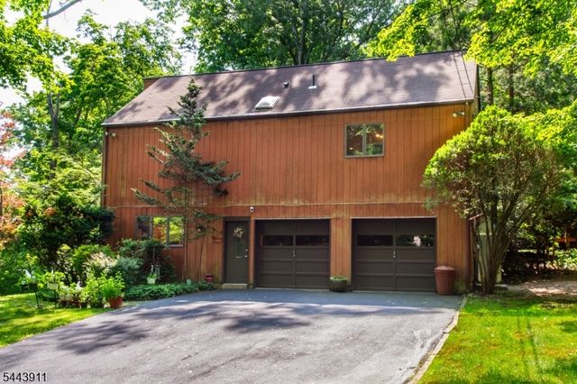 49 Hope Rd, Liberty Twp., NJ 07838