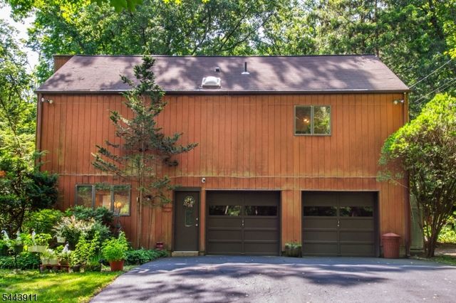 49 Hope Rd, Liberty Twp., NJ 07838