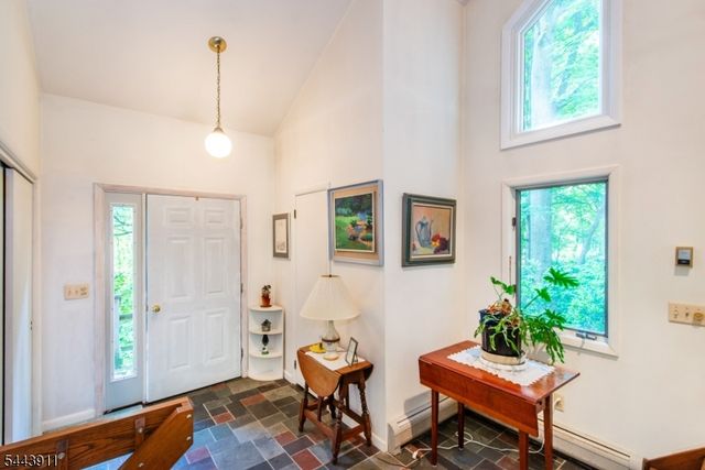 49 Hope Rd, Liberty Twp., NJ 07838