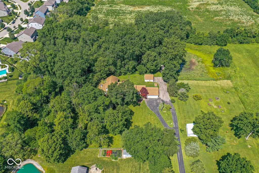 16659 Hazel Dell Road, Noblesville, IN 46062