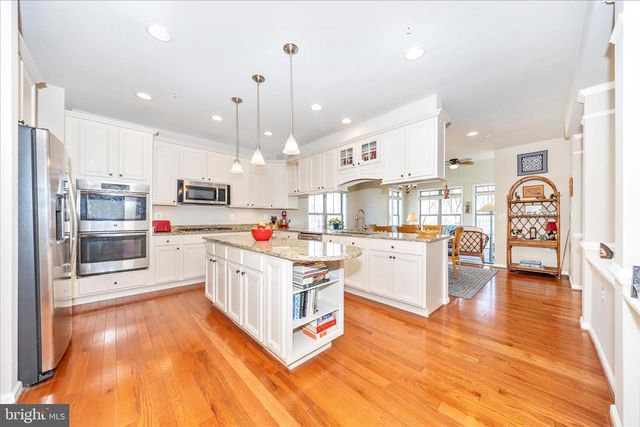 2930 MILL ISLAND PKWY, Frederick, MD 21701