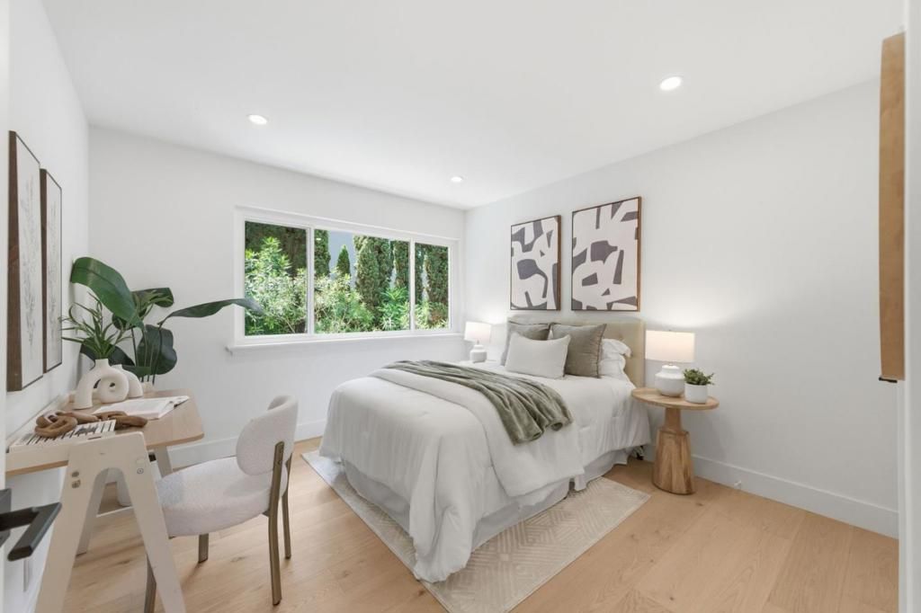 Image 23 of property listing at 1100 Greenbrier Road, San Carlos, CA 94070
