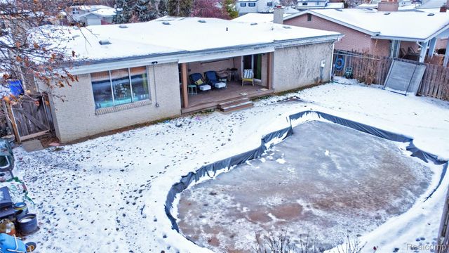 8704 Edna Drive, Warren, MI 48093