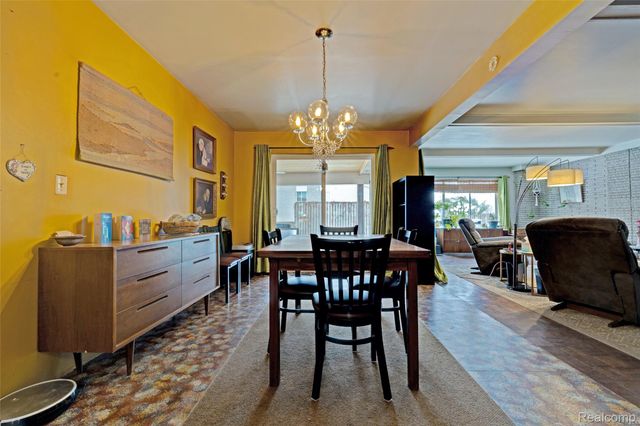 8704 Edna Drive, Warren, MI 48093