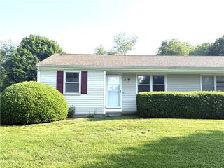 28 Ethel Drive, Portsmouth, RI 02871