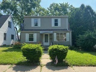 3728 S 19th STREET, Milwaukee, WI 53221