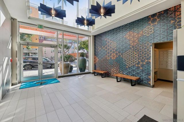 300 W Beech St 1905, San Diego, CA 92101