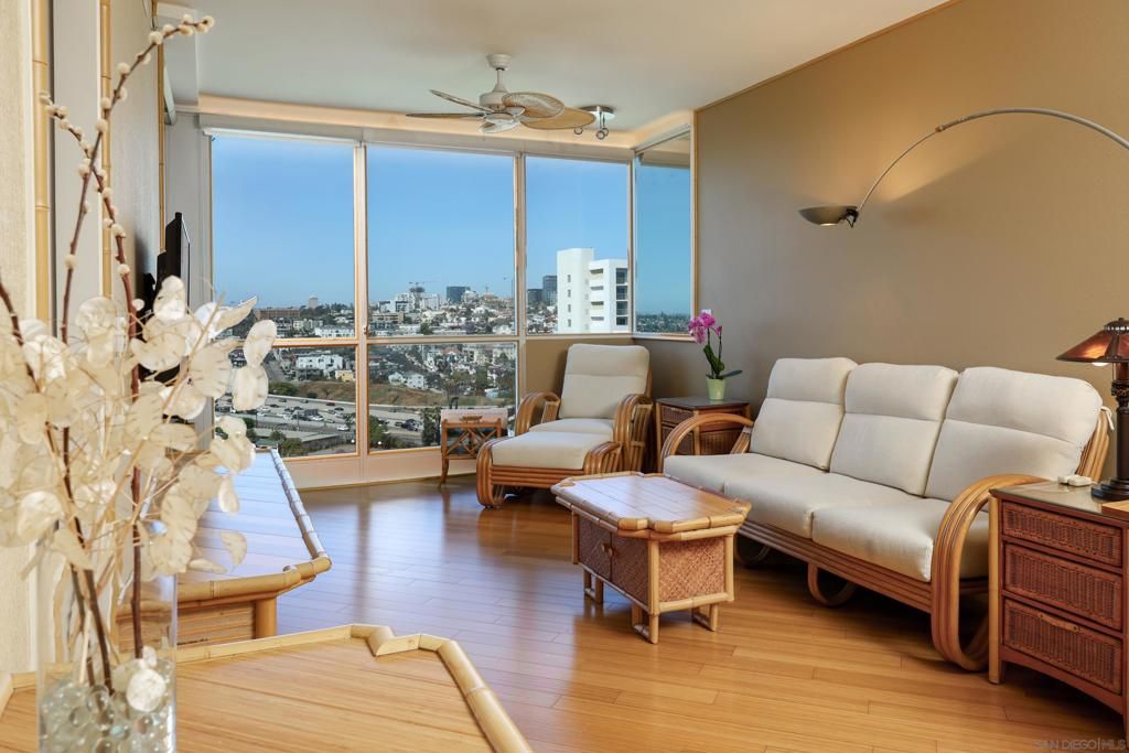 300 W Beech St 1905, San Diego, CA 92101