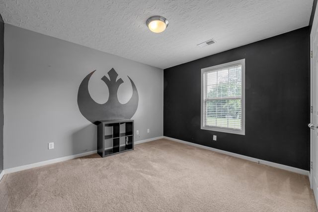 944 Winding Oak Trail, Lexington, KY 40511