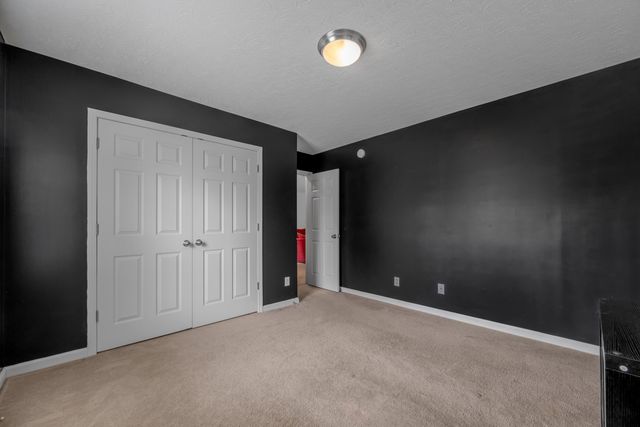 944 Winding Oak Trail, Lexington, KY 40511