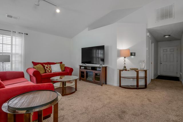 944 Winding Oak Trail, Lexington, KY 40511