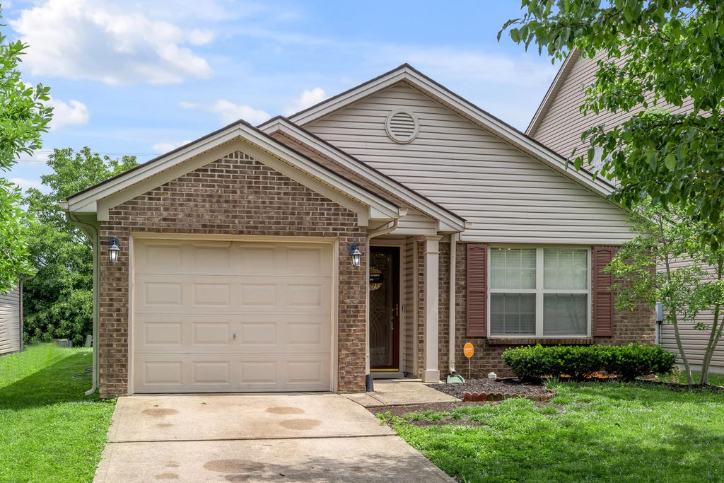 944 Winding Oak Trail, Lexington, KY 40511