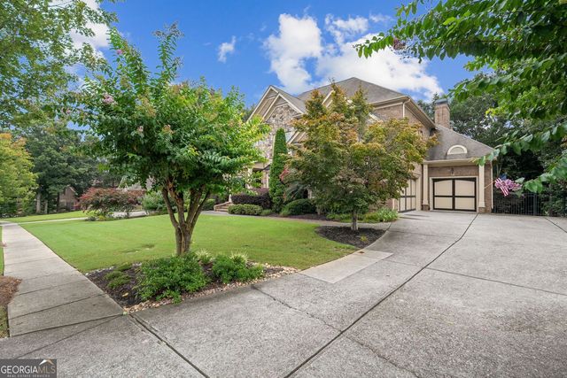 2327 Crimson King Drive, Braselton, GA 30517