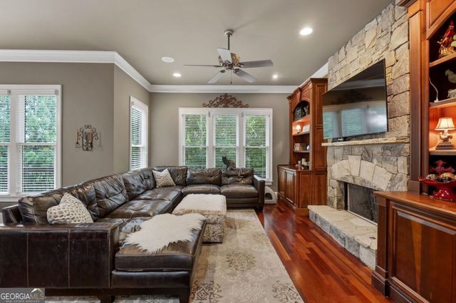 2327 Crimson King Drive, Braselton, GA 30517