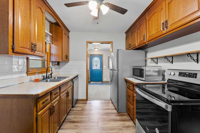 8701 Russell Avenue S, Bloomington, MN 55431