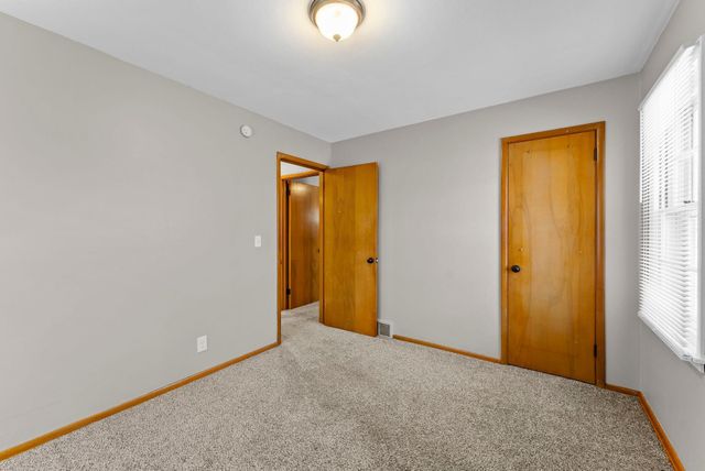 8701 Russell Avenue S, Bloomington, MN 55431