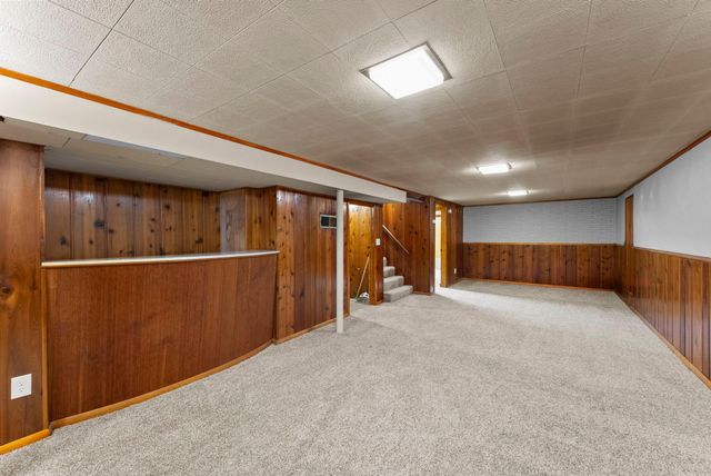 8701 Russell Avenue S, Bloomington, MN 55431