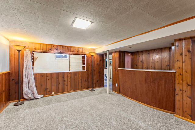 8701 Russell Avenue S, Bloomington, MN 55431