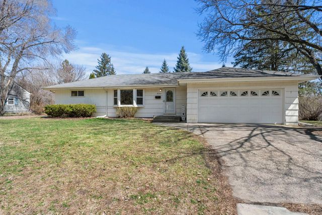 8701 Russell Avenue S, Bloomington, MN 55431